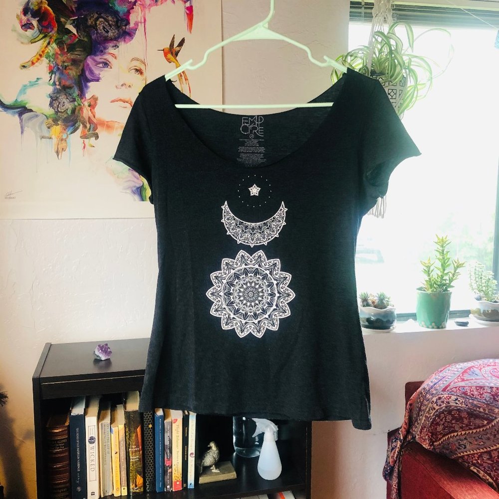 Empyre Crescent & Flower Mandala Shirt (M)